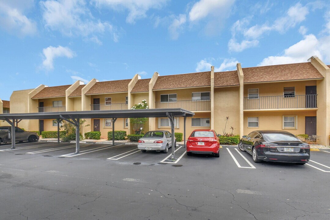 2845 SW 22nd Ave in Delray Beach, FL - Building Photo