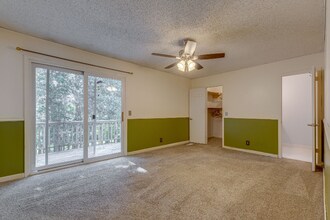 3880 Priest Lake Dr in Nashville, TN - Building Photo - Building Photo