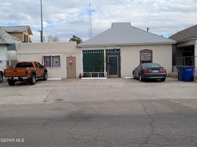 property at 1218 Wyoming Ave