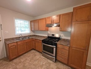 3721 Driftwood Dr in Charlotte, NC - Building Photo - Building Photo