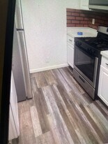 1028 Universal Rd in Pittsburgh, PA - Building Photo