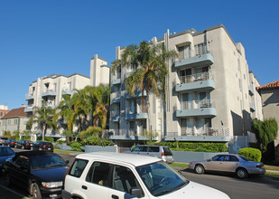 Cochran Terrace in Los Angeles, CA - Building Photo - Building Photo