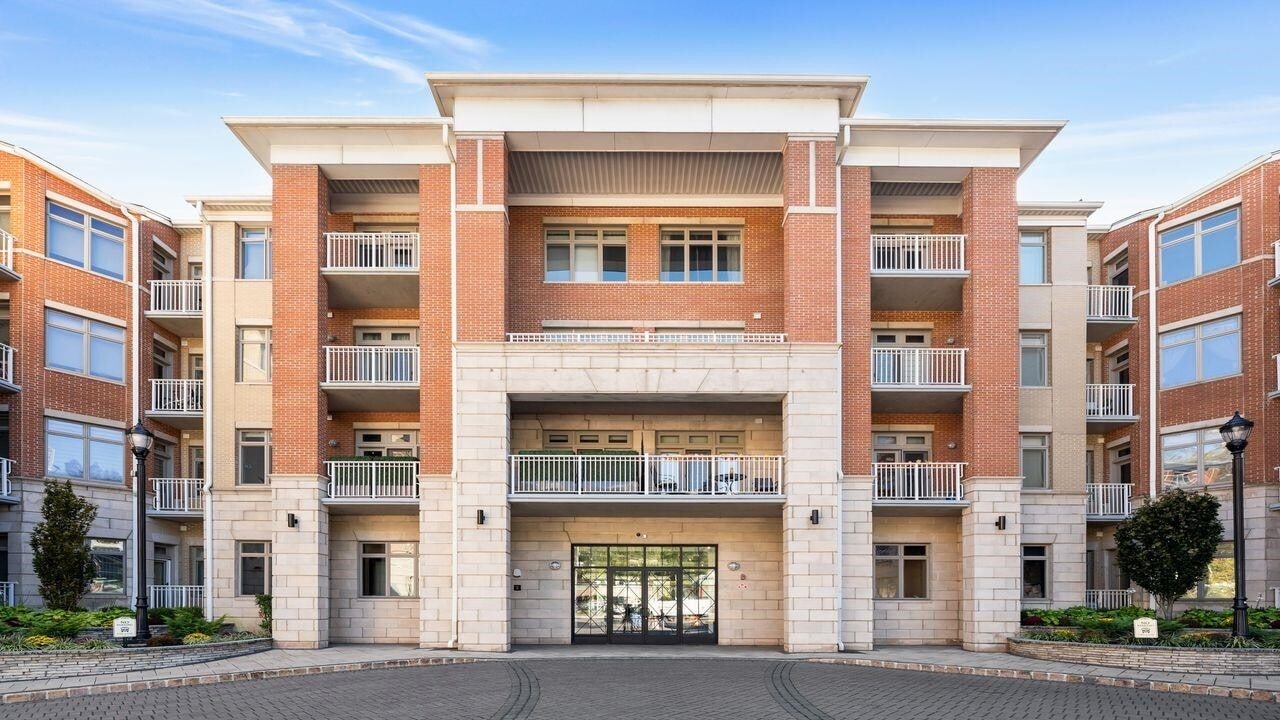 7400 River Rd in North Bergen, NJ - Building Photo