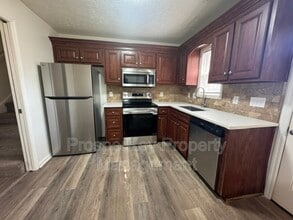 802 27th Ave in Phenix City, AL - Foto de edificio - Building Photo