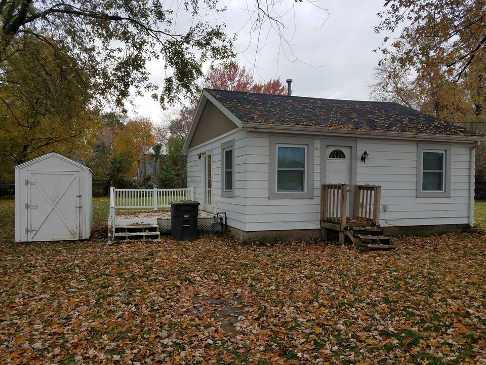 1123 Anderson St in Elkhart, IN - Foto de edificio