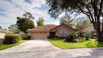 11645 Lazy Willow Ln in Jacksonville, FL - Building Photo