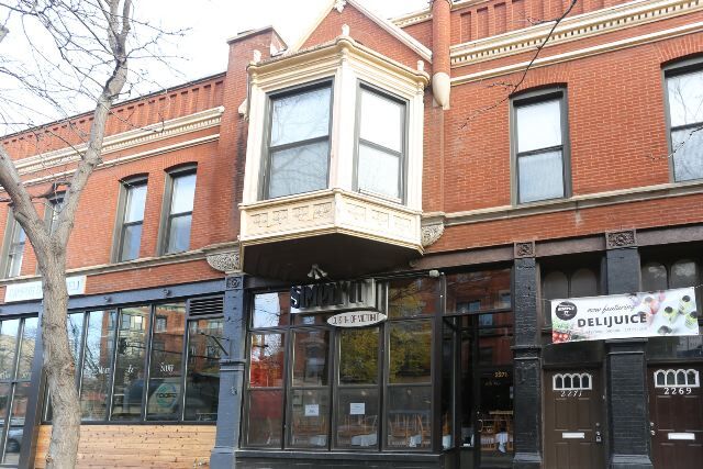 property at 2271 N Lincoln Ave