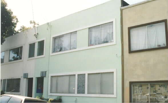 72 Garibaldi St in Daly City, CA - Building Photo - Building Photo