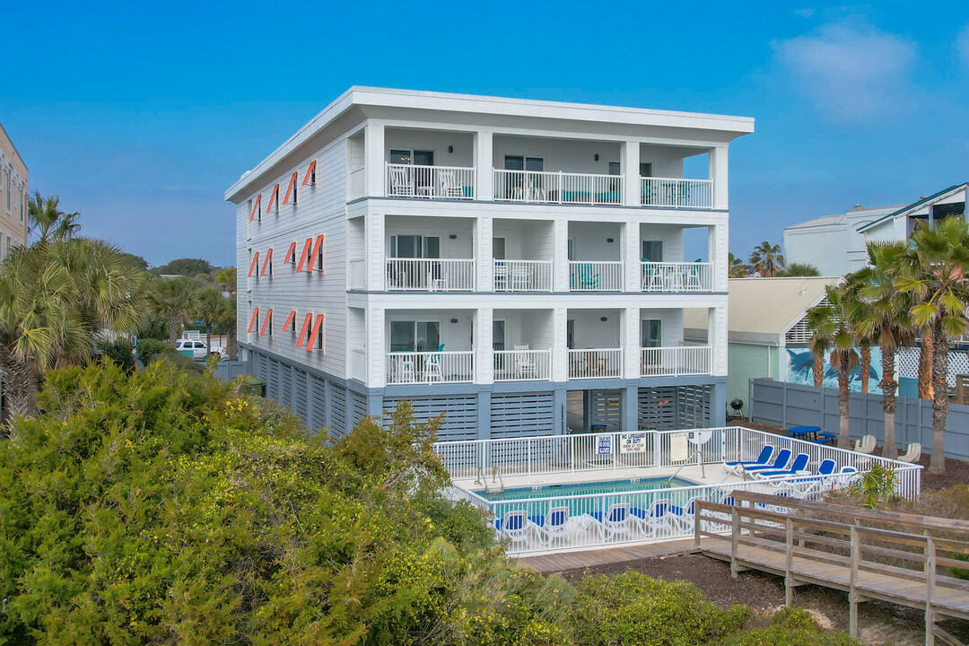 Oceanview in Isle Of Palms, SC - Building Photo