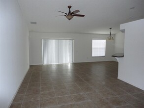 12715 Early Run Ln in Riverview, FL - Building Photo - Building Photo