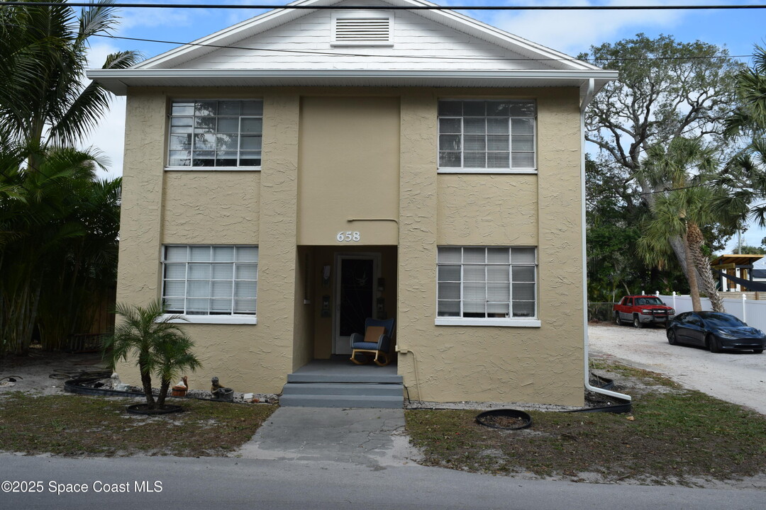 658 Young St in Melbourne, FL - Building Photo