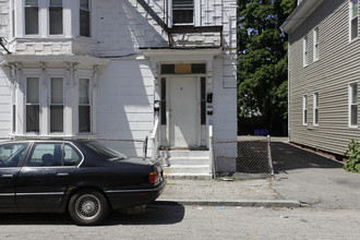 9 Norwich Ave in Providence, RI - Building Photo - Building Photo