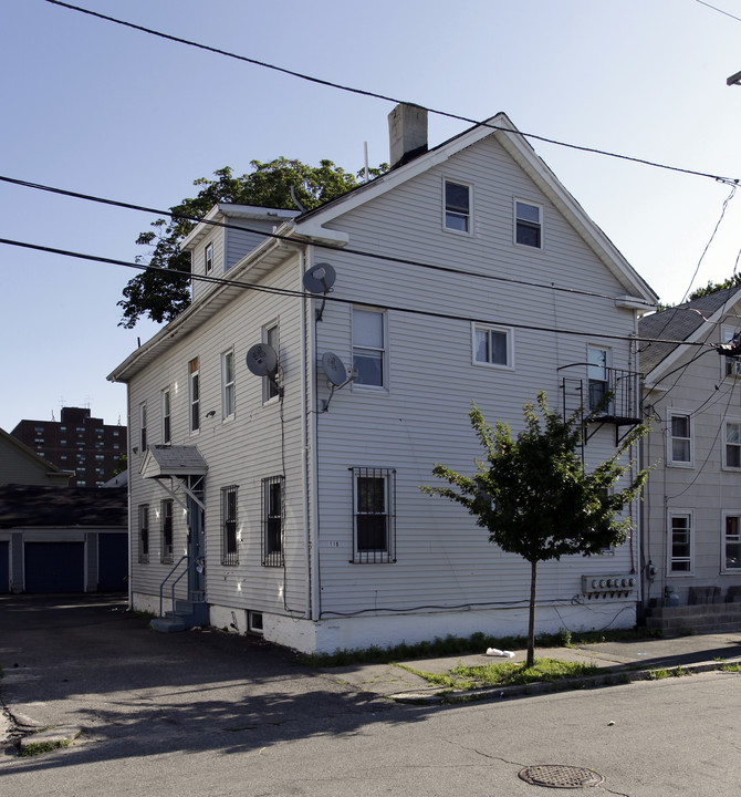 119 Wesleyan Ave in Providence, RI - Building Photo