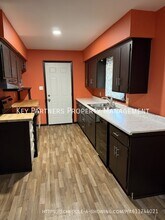 821 S Edgemere Dr in Olathe, KS - Building Photo - Building Photo