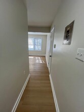 98 E Market St in Hyde Park, NY - Building Photo - Building Photo