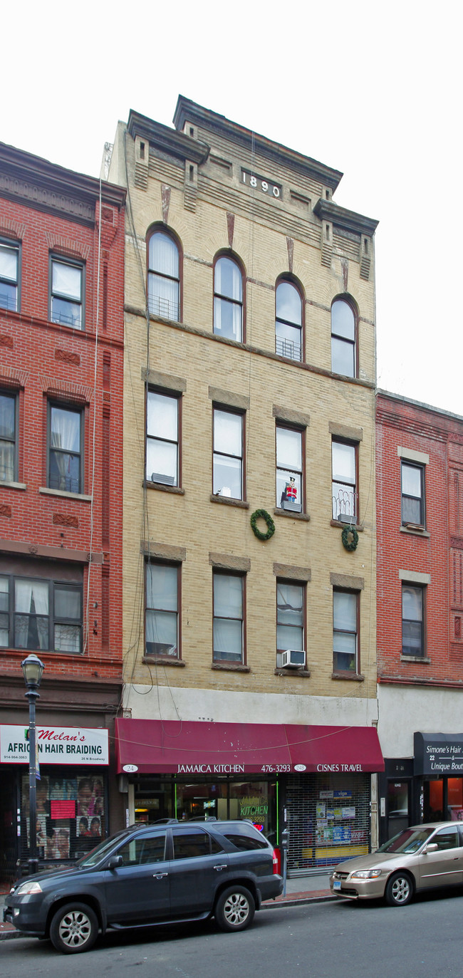 20-24 N Broadway in Yonkers, NY - Building Photo - Building Photo