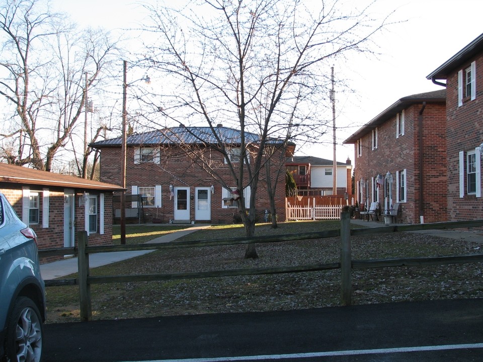 Allied Heights Apartments in South Point, OH - Building Photo