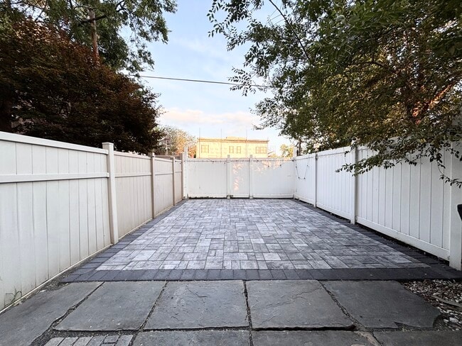 56 Madison Ave, Unit 1