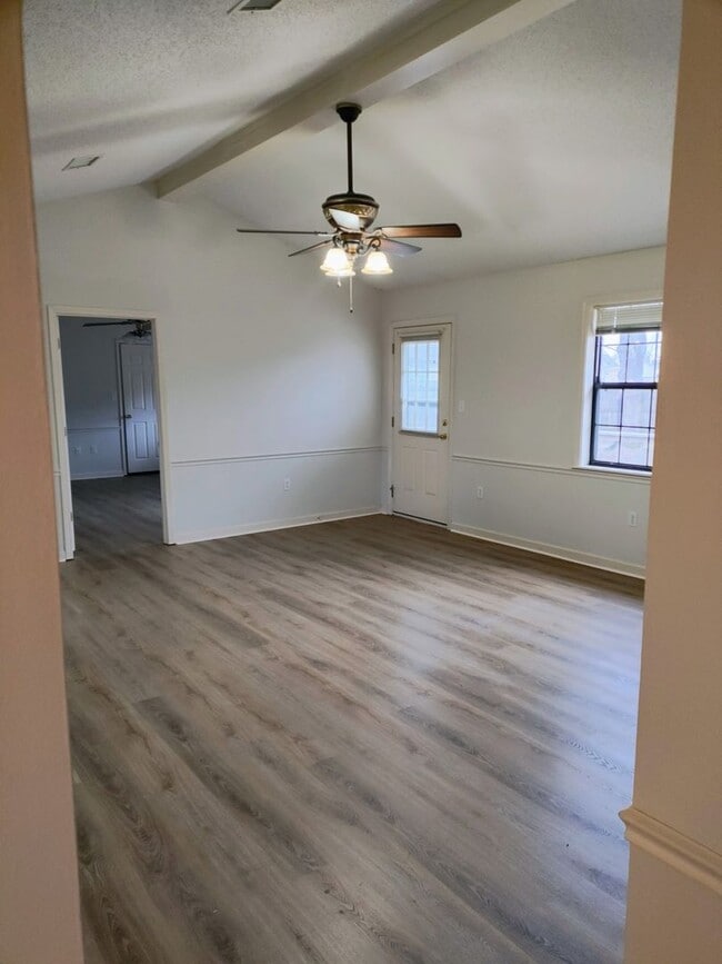 409 Chesapeake Dr in Searcy, AR - Building Photo - Building Photo