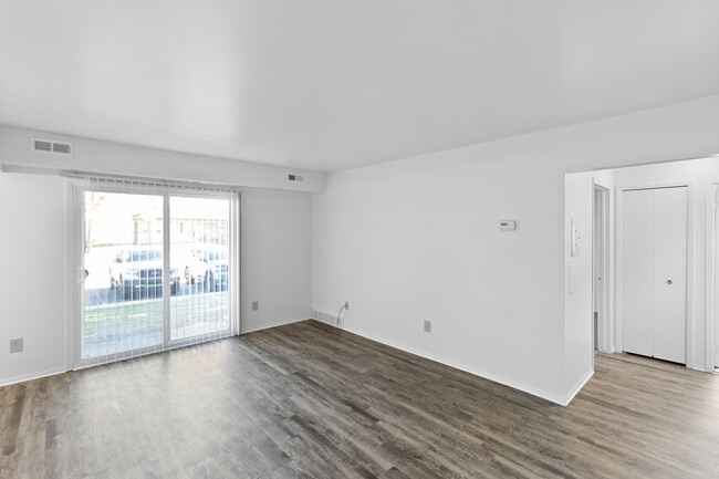 Pinckney Apartments in Pinckney, MI - Building Photo - Building Photo