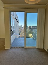 1815 14th Ave, Unit 9 in Seattle, WA - Building Photo - Building Photo