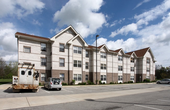 Bishop T. Garrott Benjamin Jr. Living Center in Indianapolis, IN - Foto de edificio - Building Photo