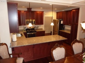 12545 SE Clinton Ct in Portland, OR - Building Photo - Building Photo