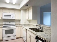 2816 S Bartell Dr photo'