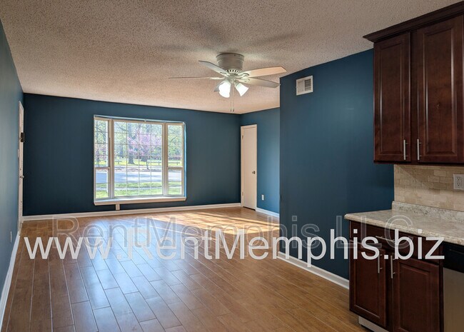 358 E Pkwy N in Memphis, TN - Building Photo - Building Photo