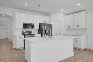 5377 Clear Spgs Ave in Springdale, AR - Building Photo - Building Photo