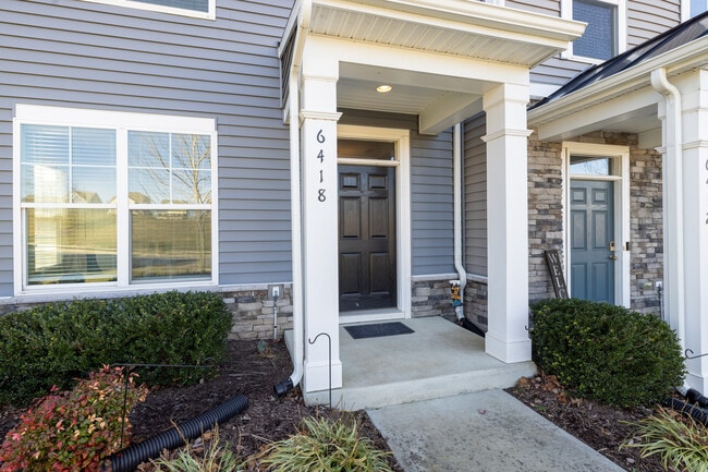 6418 Cassia Loop in Moseley, VA - Foto de edificio - Building Photo