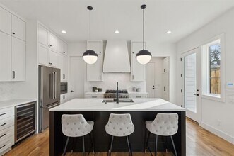 4601 Hopkins Ave in Dallas, TX - Building Photo - Building Photo