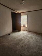 124 Phillips St in Sophia, WV - Building Photo - Building Photo