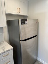 731 E Fairway Dr in Orange, CA - Building Photo - Building Photo