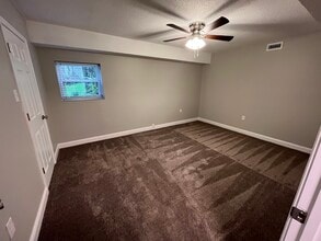 Rand at Sharps Ridge in Knoxville, TN - Building Photo - Building Photo