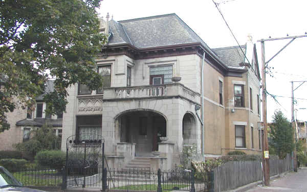 2118 W Pierce in Chicago, IL - Foto de edificio