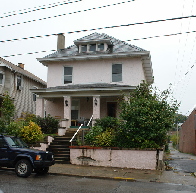 314 Lee St W in Charleston, WV - Building Photo - Building Photo