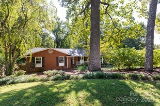 3631 Havenwood Rd in Charlotte, NC - Foto de edificio - Building Photo