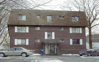 90 Ford St Apartments