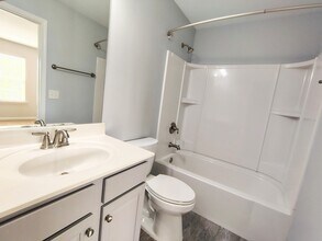 2824 Kaye Dr in Thompson's Station, TN - Building Photo - Building Photo