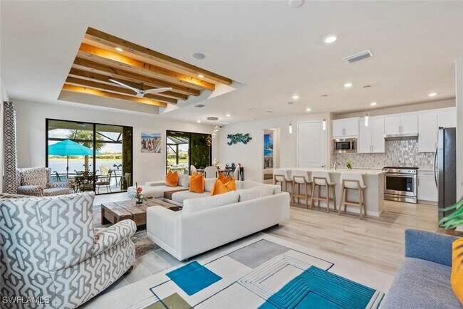 6779 Pennyroyal Dr in Naples, FL - Building Photo - Building Photo