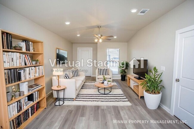 property at 2003 Corpus Ave