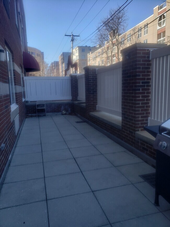property at 332 Franklin St