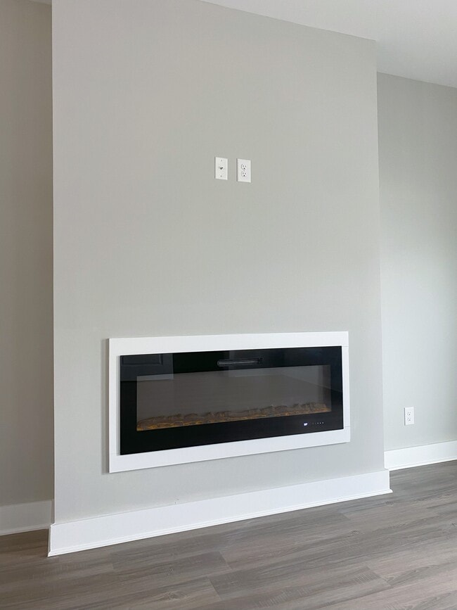 71 High St, Unit 75 in Lynchburg, VA - Building Photo - Building Photo