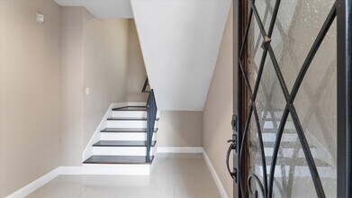 922 W 20th St in Houston, TX - Building Photo - Building Photo