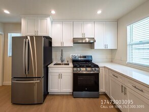 11022 1/2 Penrose St. in Los Angeles, CA - Building Photo - Building Photo