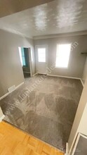 329 E Lake St-Unit -Upper in Toledo, OH - Building Photo - Building Photo