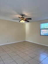 11406 NW 45th St in Coral Springs, FL - Building Photo - Building Photo