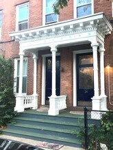 24 Lyon St in New Haven, CT - Building Photo - Building Photo