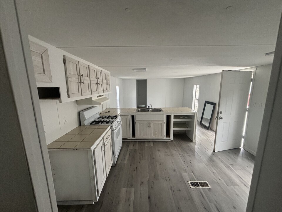 3520 Lum Ave in Kingman, AZ - Building Photo